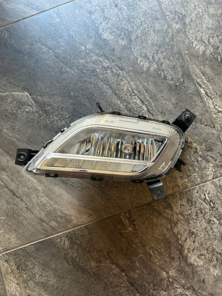 фото №1, Kia niro i противотуманная фара правый 92202-g5000