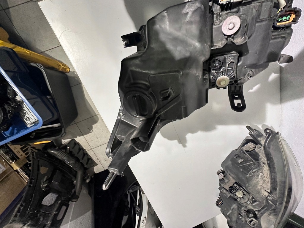 фото №14, Infiniti q50 лампы передние перед полный