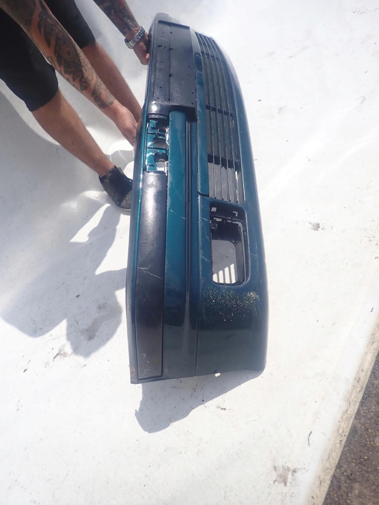 Bmw 3 e36 lci рестайлинг  95-99 бампер перед передний с Разборки