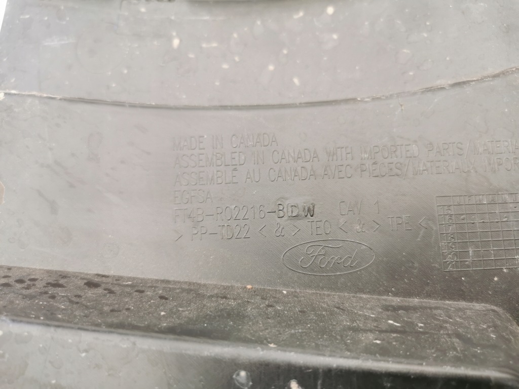 Жабо ford edge mk2 ft4b-r02216-bdw європа Оригінал