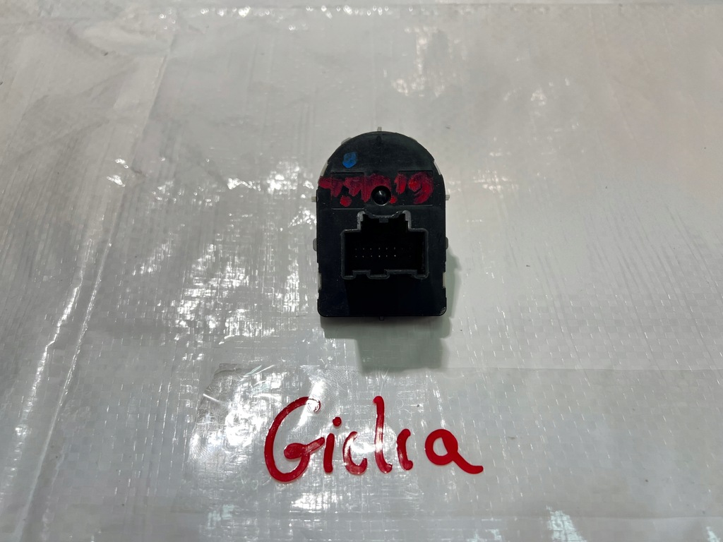 фото №2, Alfa romeo giulia переключатель зеркал