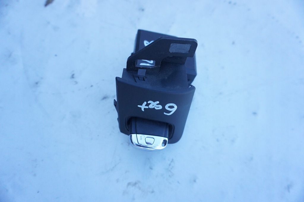 фото №1, Замок зажигания 8k0909131 audi