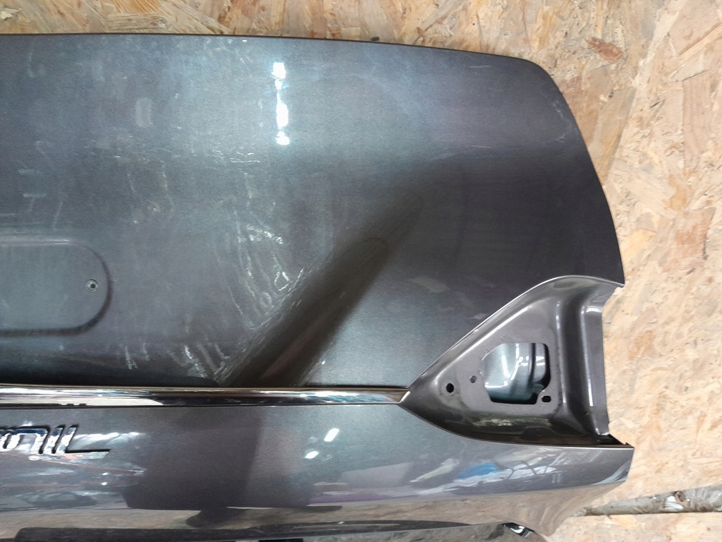 фото №4, Maserati levante кришка багажника задня багажника комплектна