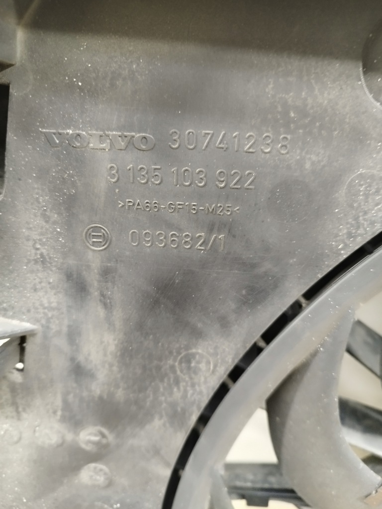 Вентилятор радиатора volvo s60 1 v70 2 30749760 30741238 Киев