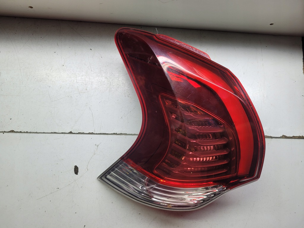 фото №1, Peugeot 3008 i lift лампа левая задняя led