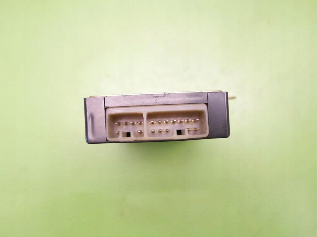 фото №8, Модуль блок управления вентиляторов mitsubishi carisma i