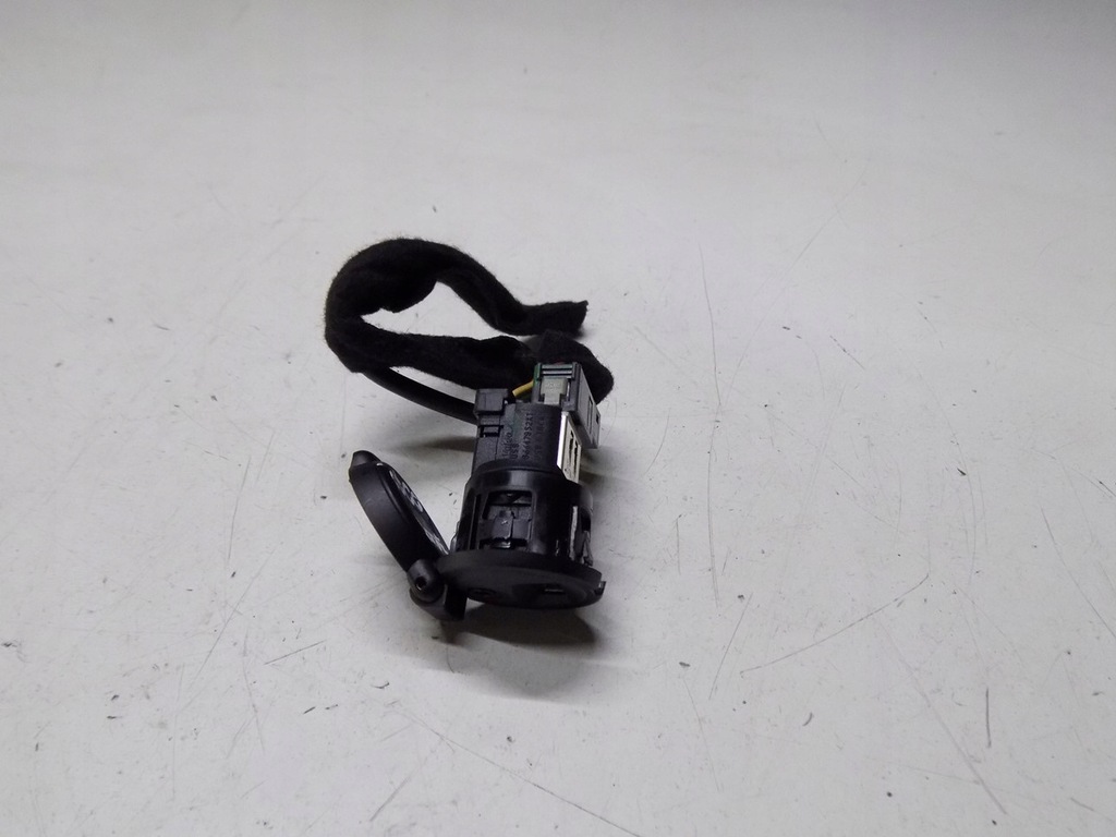 фото №5, Peugeot 3008 i разъём aux