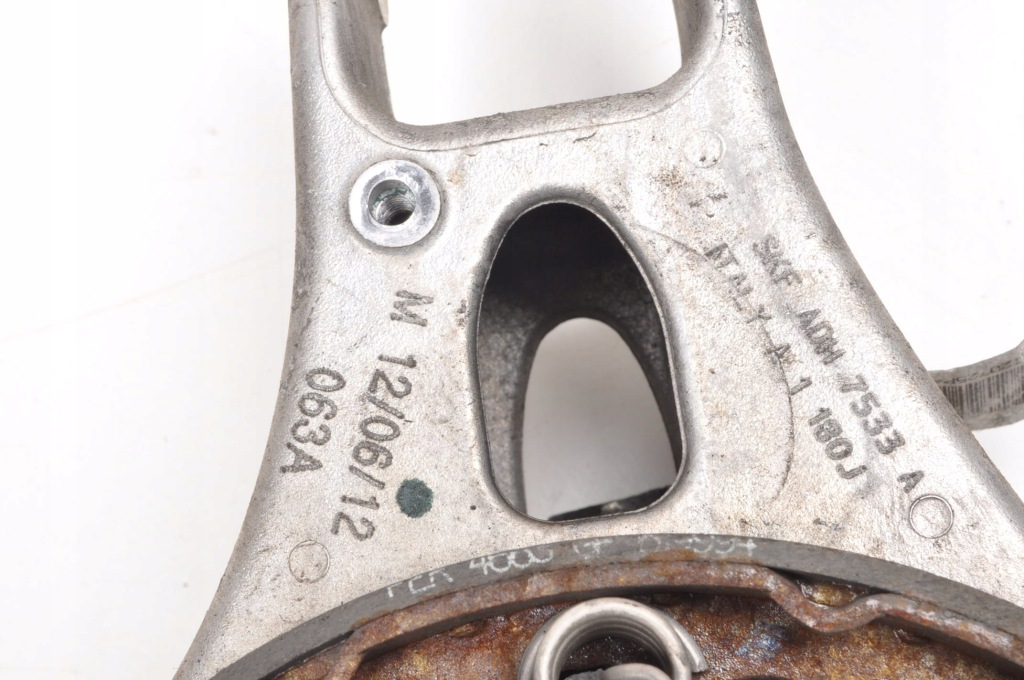 Ferrari california 4.3 поворотный кулак правая  задний 28a34102 238470 с Разборки