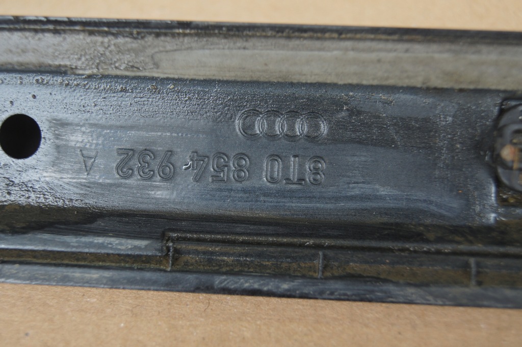 фото №10, Audi оригинальный номер 8t8945096f лампа задняя комбинированная