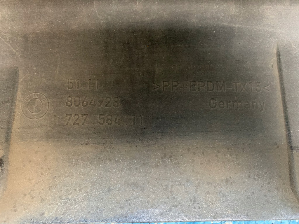 фото №8, Bmw оригинальный номер 5111-8064928 бампер передний