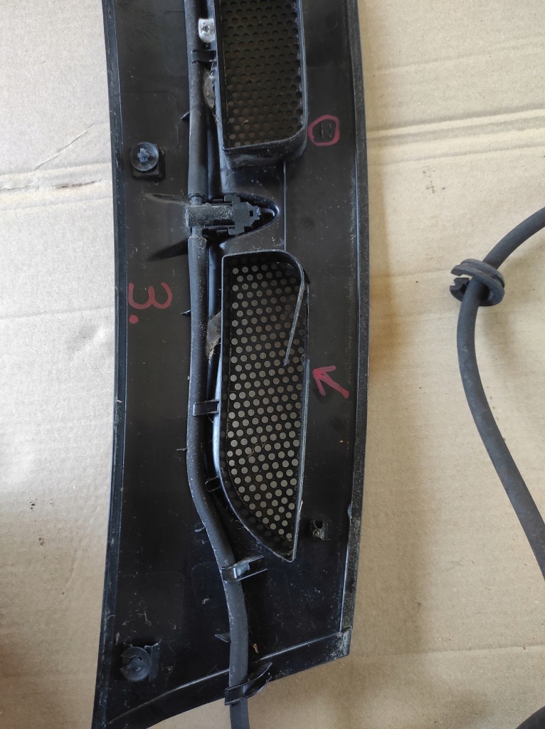 Жабо решітка капот mercedes a-klasa w169 w245 омивачі a1698360018 Зі Шроту