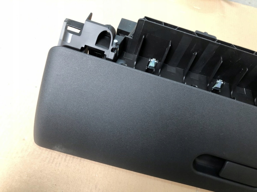 фото №3, Mini f60 countryman бардачок пассажира 9332765