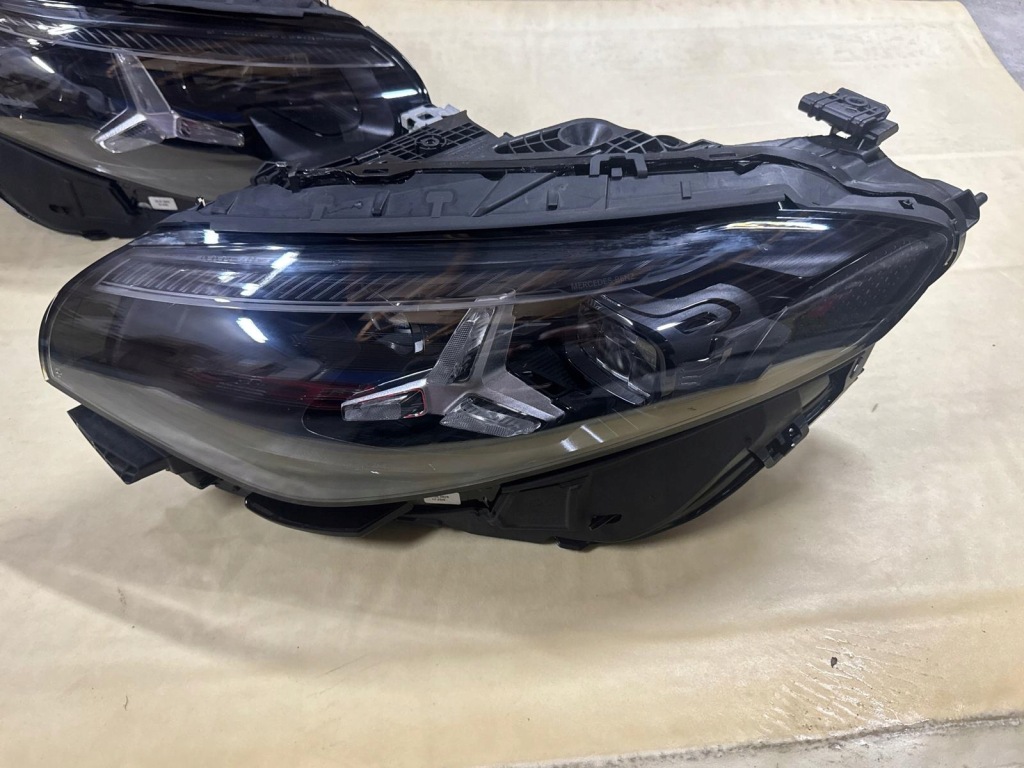 Mercedes лампа лампы cla 174 w174 c174 multibeam правая левая nowa a Доставка