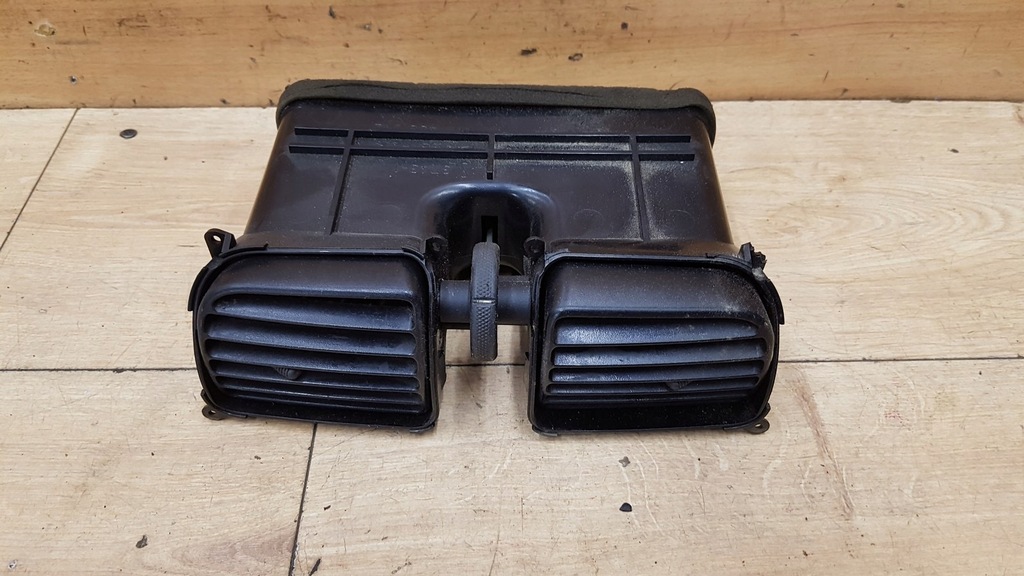 фото №1, Решітка обдув середня mitsubishi space star