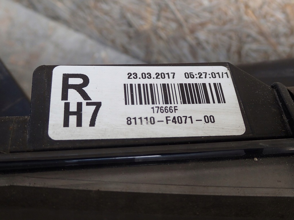 фото №4, Лампа правая фара правый full led toyota chr