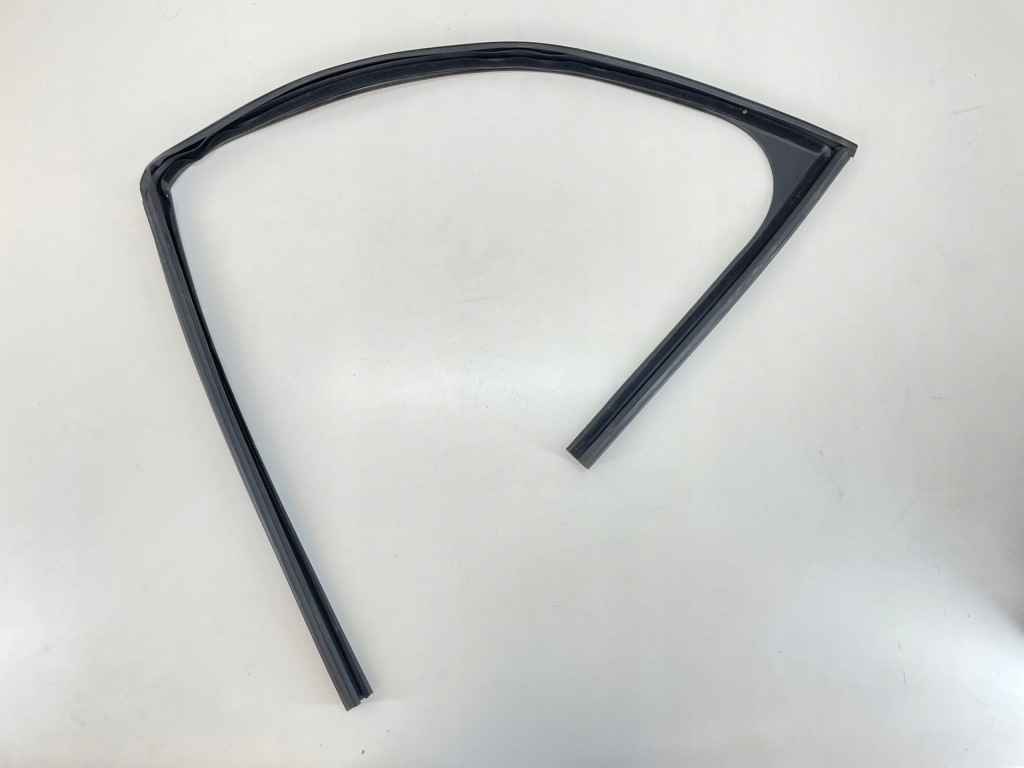 фото №5, Прокладка дверь citroen c4 picasso ii левый перед