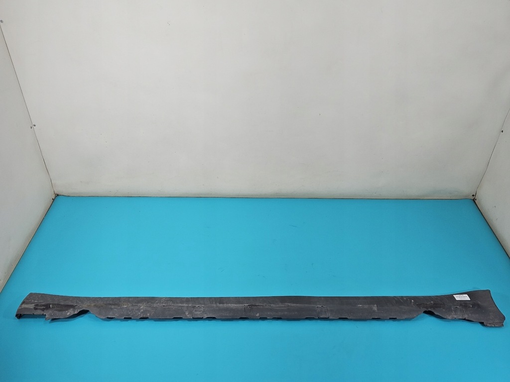 Купити Молдинг поріг ліва поріг накладка tesla model 3 2017- 1089828-00d