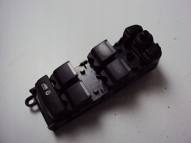 фото №1, Панель вікон лівий перед jaguar e-pace