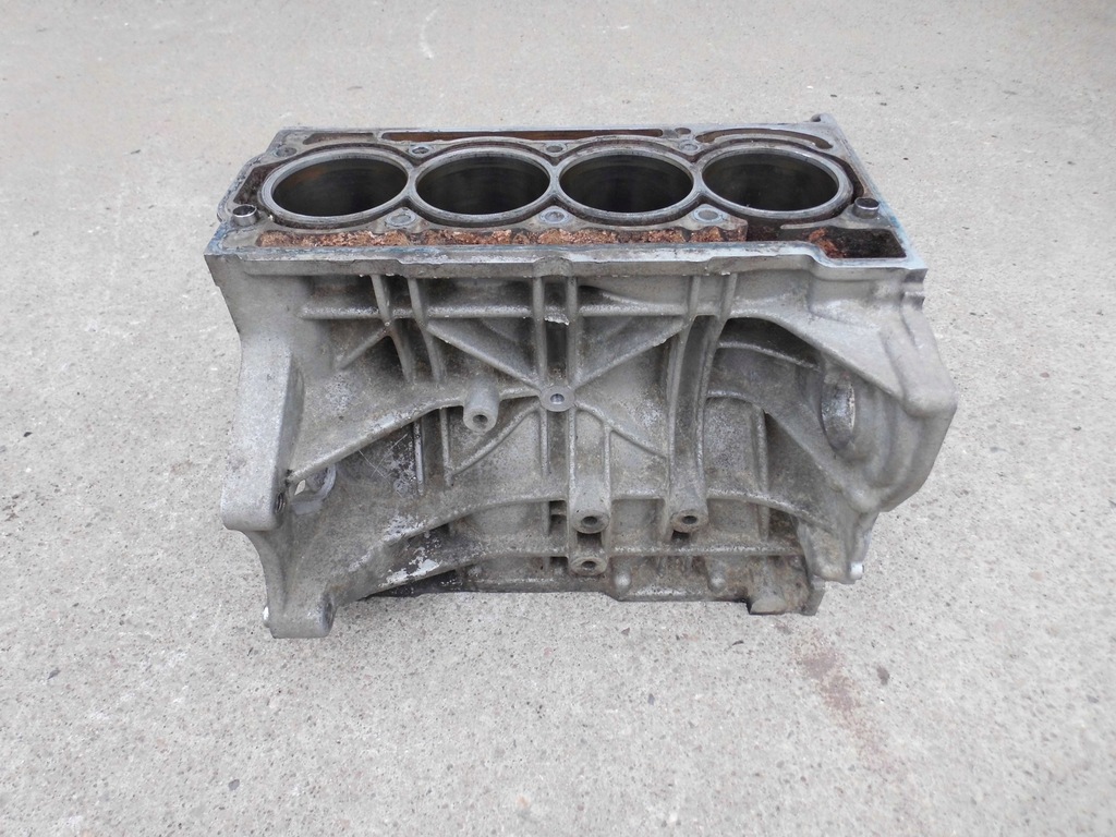 фото №10, Блок двигателя 03c103019g eos a3 8p jetta golf v leon ii 1.6fsi bag оригинал