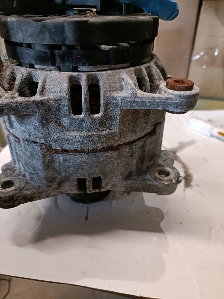 Генератор vw audi 1.4tdi 045903023a bosh 120a Недорого