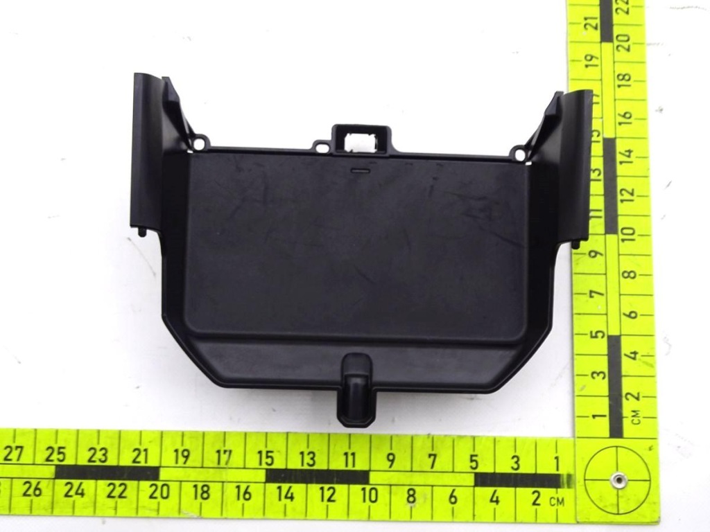 фото №7, Bmw 5 g31 kombi 17-24 бардачок зарядний пристрій індукційна 6801509 83145001 6801509