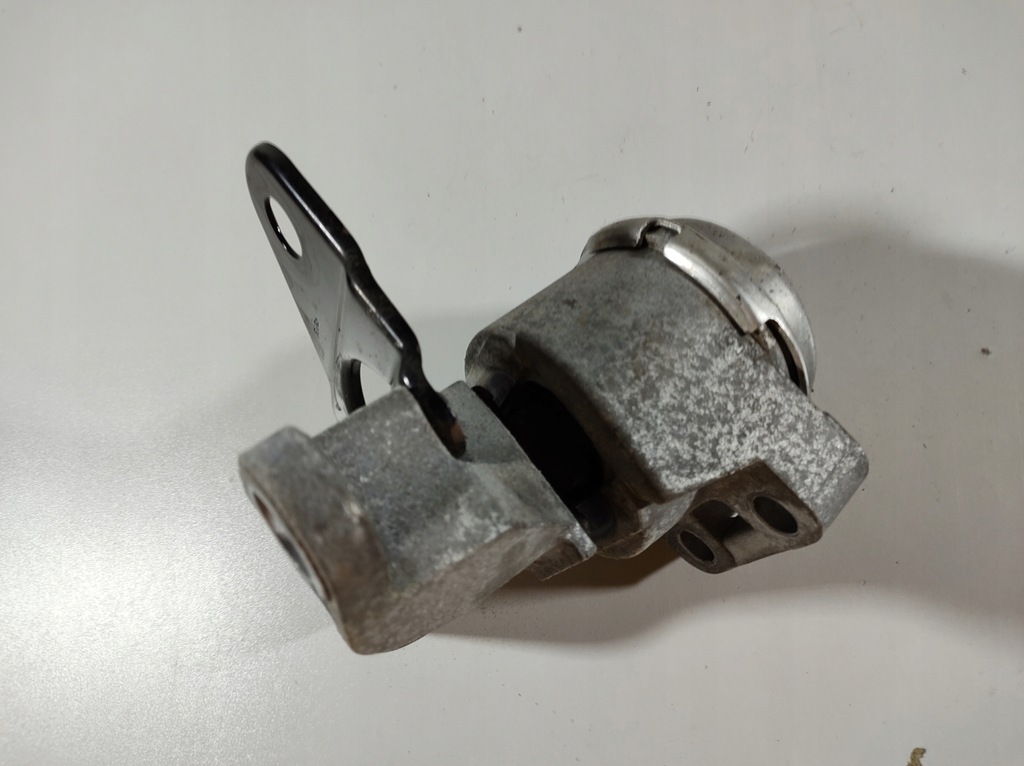 фото №9, Volvo s60 ii 1.6 13- подушка двигателя