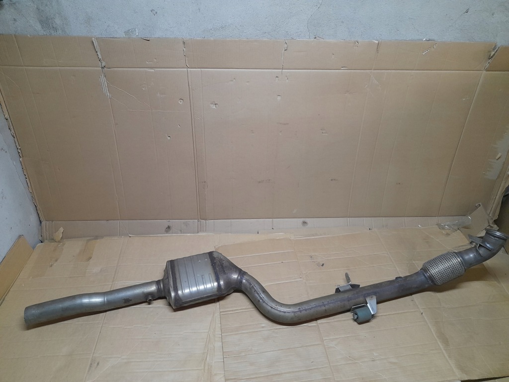 фото №1, Гаситель выхлоп катализатор cdi mercedes w213 e-klasa