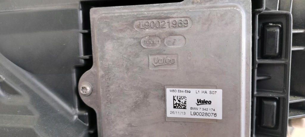 Фара правий передня правий перед ксенон dynamic led lci рестайлінг  bmw x1 e84 Ціна