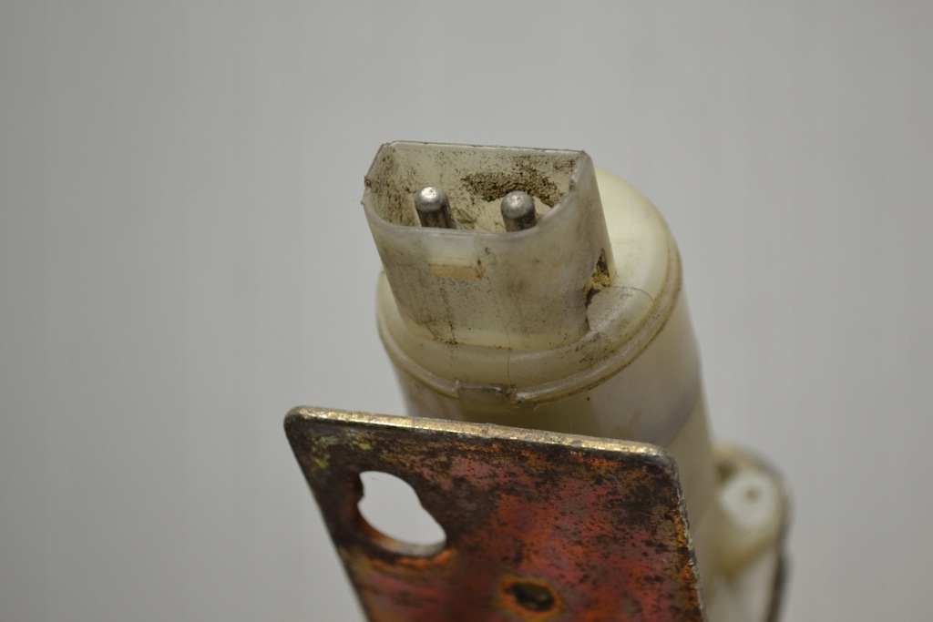 фото №5, Mercedes w116 r107 помпа омывателя стекло