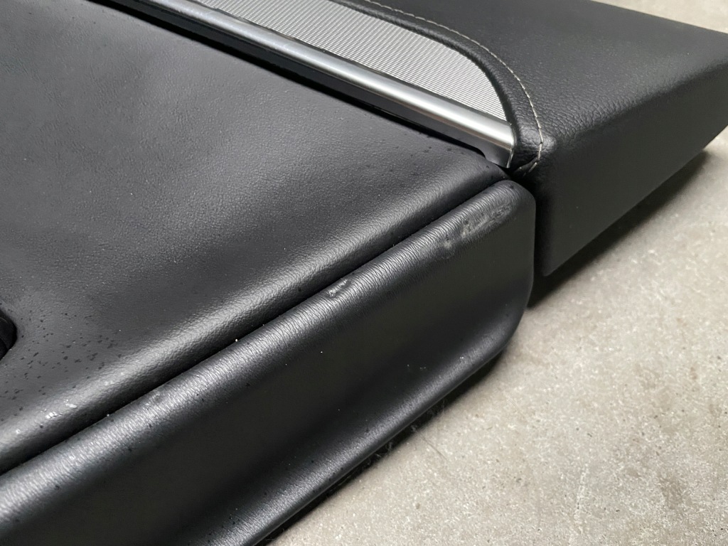 фото №5, Volvo xc90 ii lift обивка обшивка дверь задняя правый шторка