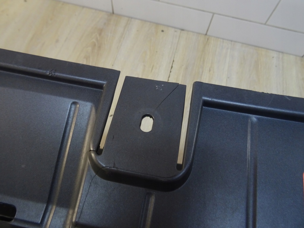 Audi a4 b7 8e 2005- бампер перед передний 8e0807437ag llu Оригинал