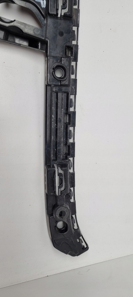 фото №12, Mercedes w205 направляющая бампера заднего правый i левый a2058801702, a2058801802