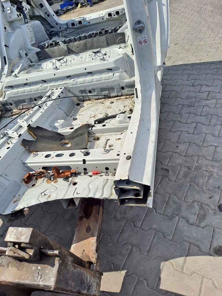 фото №5, Порог блок двигателя левый bmw 1 f40