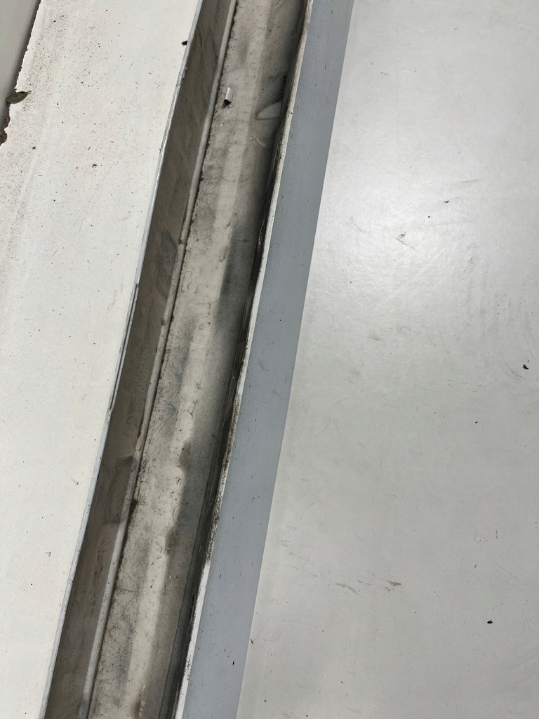 фото №14, Jaguar xe x760 r-sport молдинг накладка порог порог левая