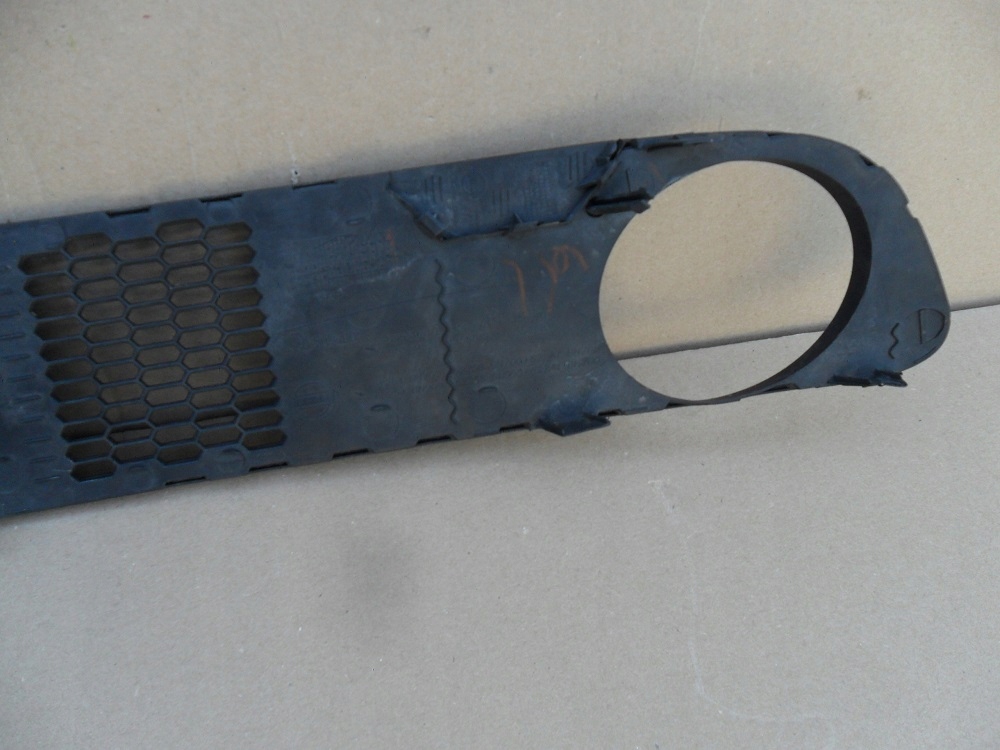 фото №9, Nissan almera n16 lift 2003 2004 решітка w бампері