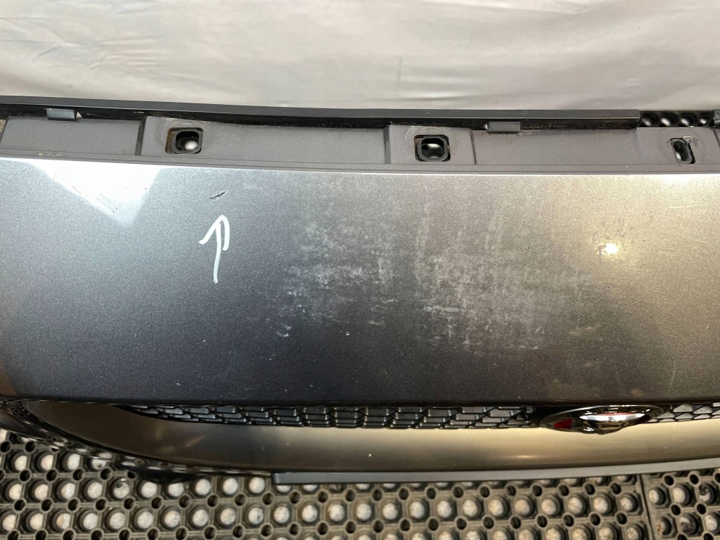 фото №10, Бампер перед передний pdc решётка радиатора jaguar xe x760 r-sport код лакокрасочного покрытия: lkh 15-