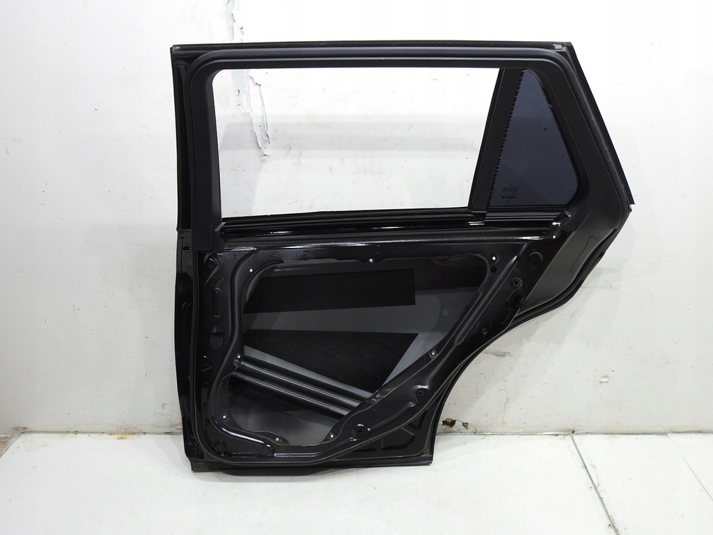 фото №6, Дверь правый задняя 040 mercedes w212 kombi