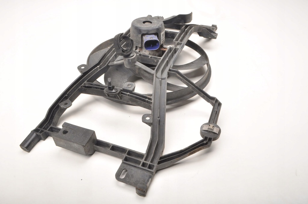 фото №4, Dacia logan mcv ii 0.9 tce вентилятор радиатора 214810048r