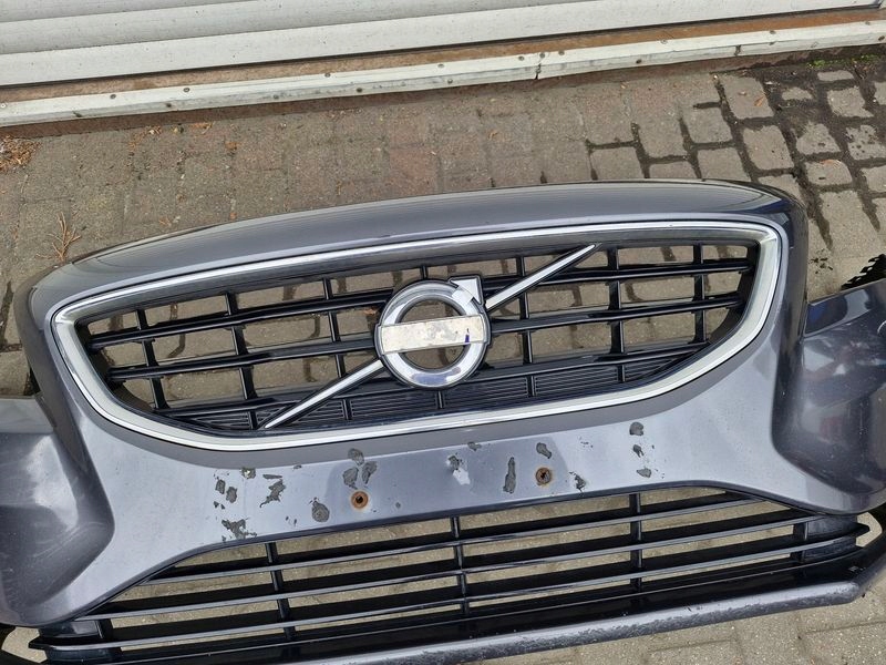 Volvo v40 ii 2 бампер перед передній 455-16 455 16 Зі Шроту