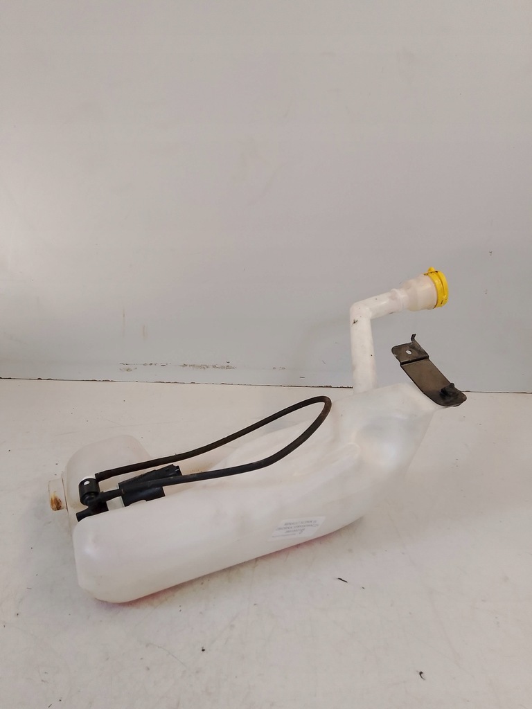 фото №2, Jeep renegade бак омивача