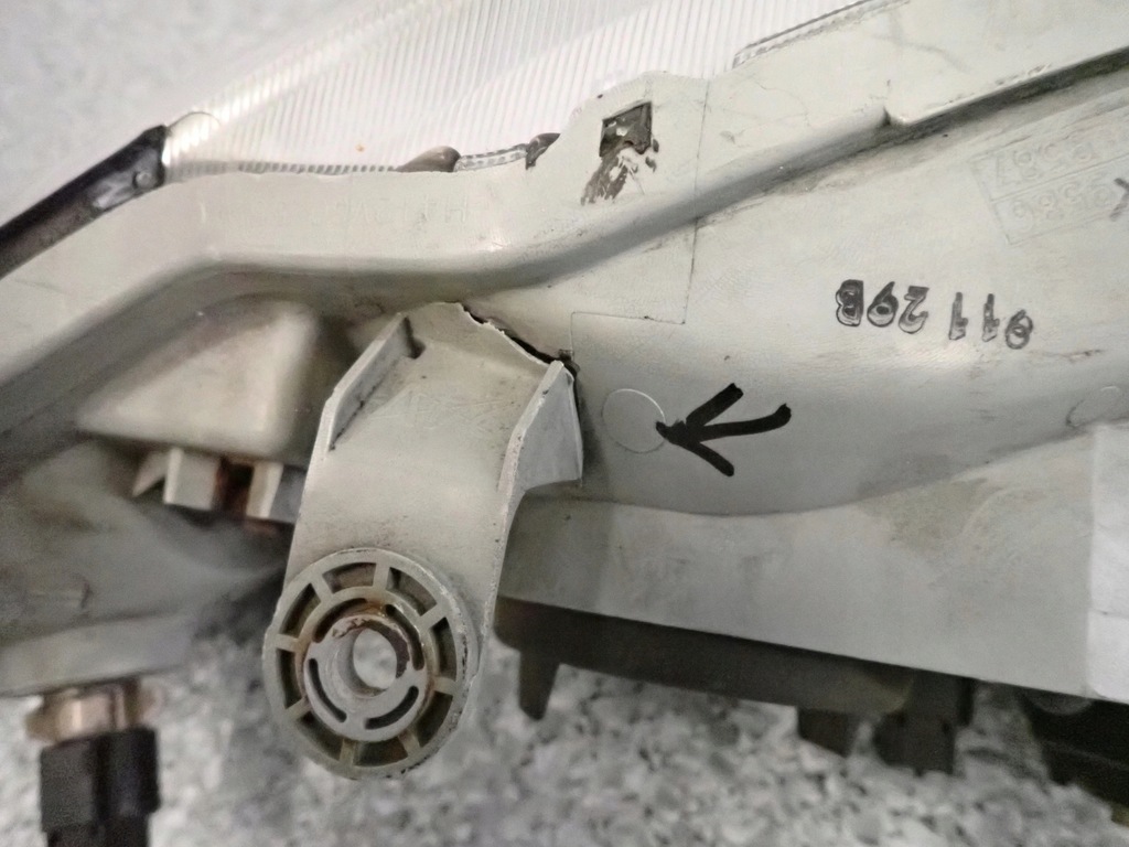 фото №9, Hyundai accent 00-03 лампа передня ліва фара лівий europa