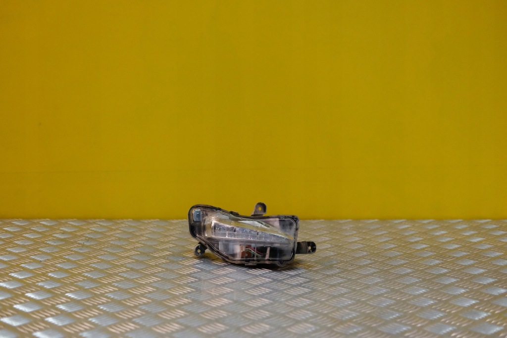 Купить Toyota corolla 2016- фара led drl правый  америка