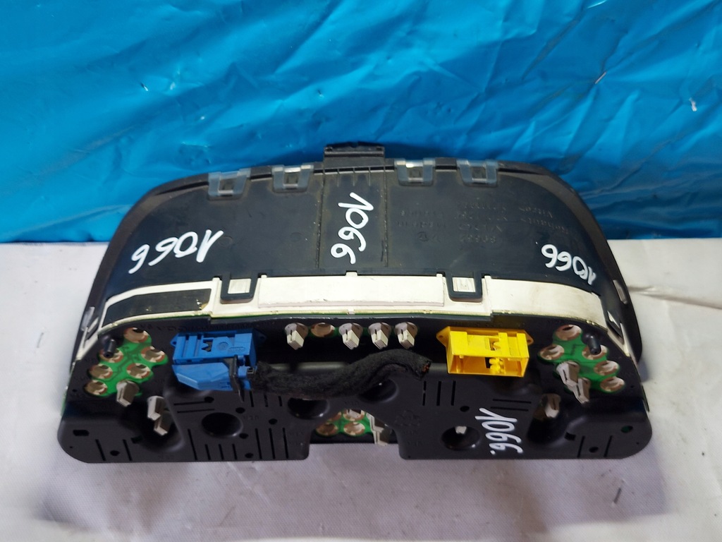 фото №10, Счетчик приборная панель peugeot 306 1.4 b 81115530