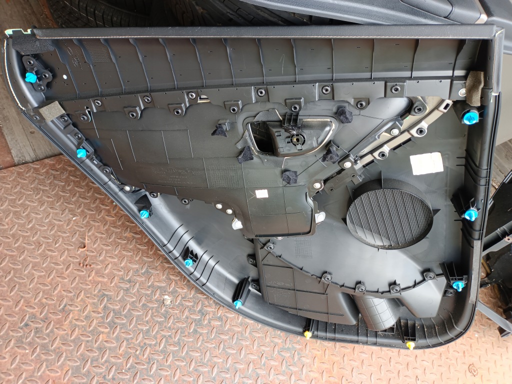 фото №4, Обшивка правый задняя hyundai i30 ii kombi