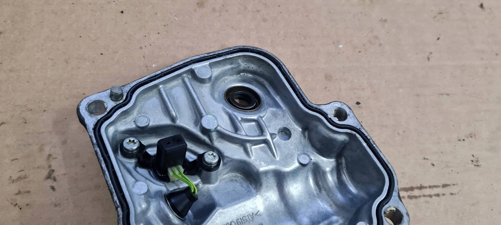 фото №14, A4 b9 кришка з датчиком коробки передач s-tronic audi a6 0ck927431e a5 8w