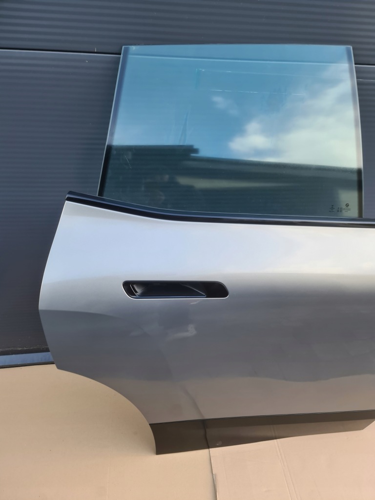 Bmw ix i20 дверей праве  правий передні  задній c4a Доставка