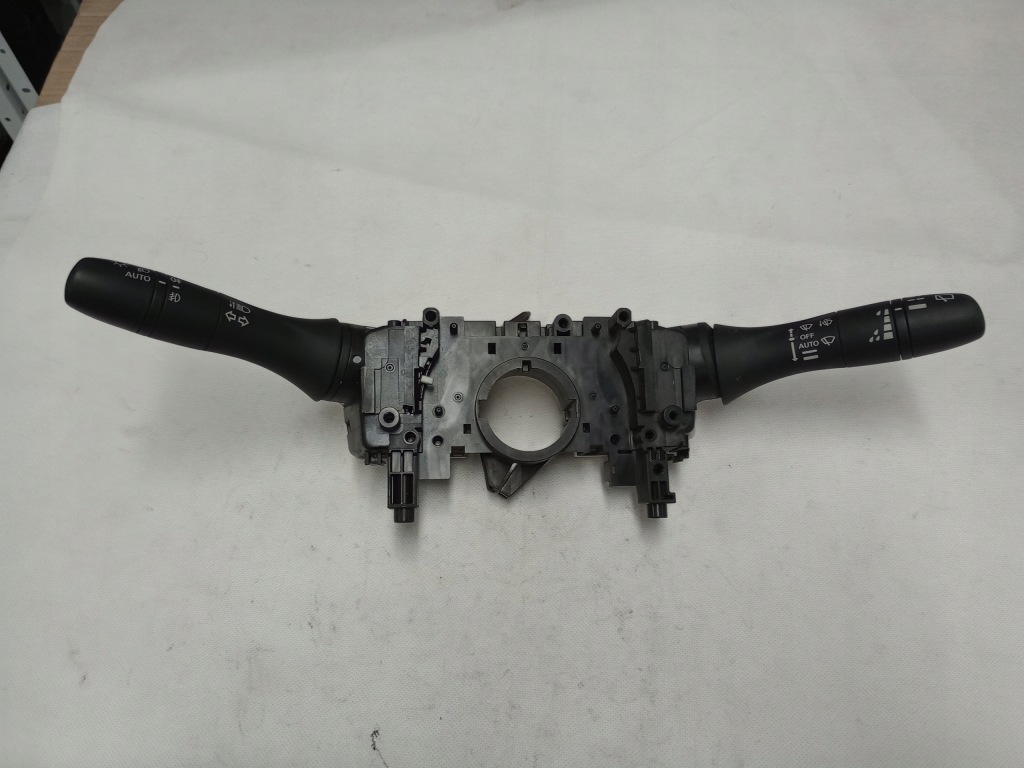 фото №10, Nissan x-trail t32 переключатель комбинированный 16802sd1 europa