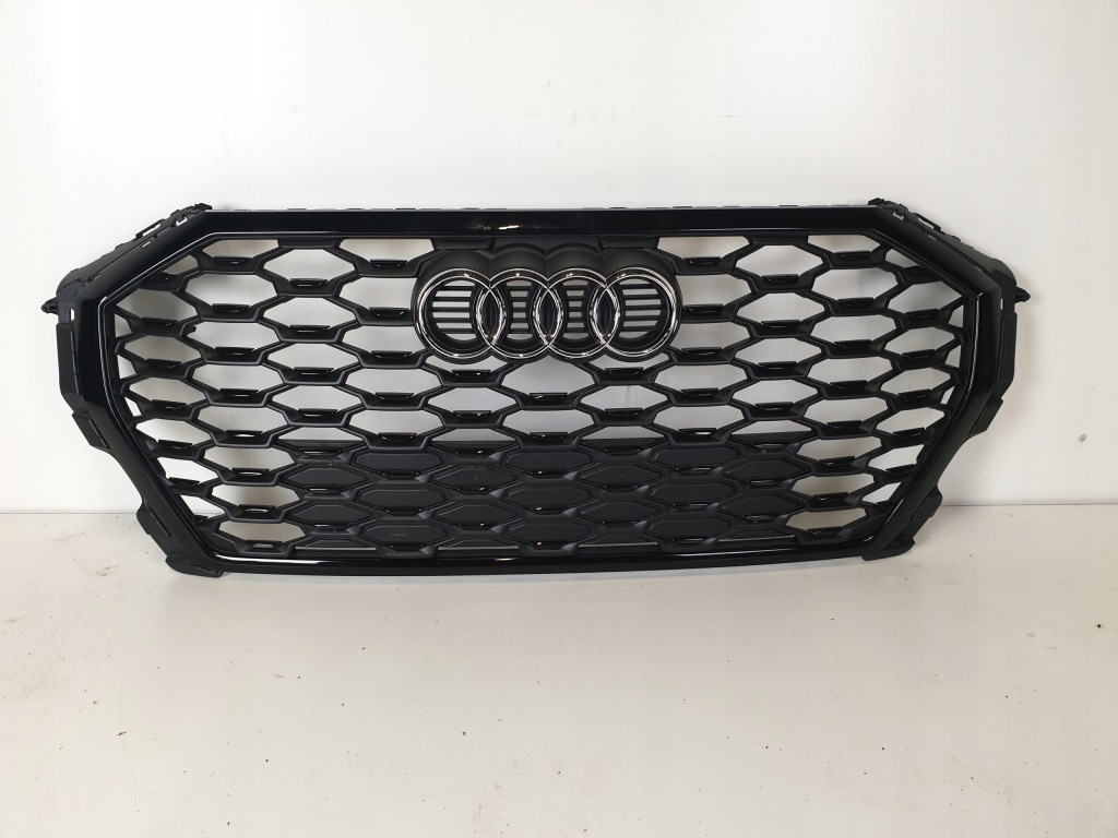 фото №1, Audi q3 83a lift решётка радиатора решётка радиатора бампера sline black