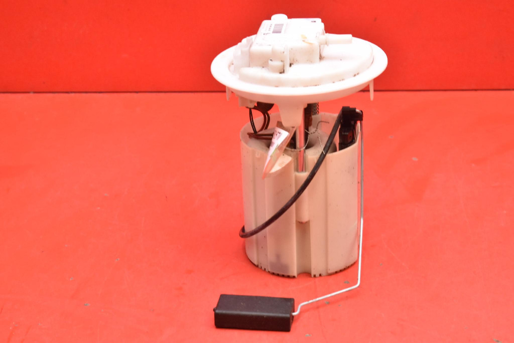 фото №4, Помпа насос пального 9684934480 peugeot 207 1 i 1.6 vti 120 km 06-09