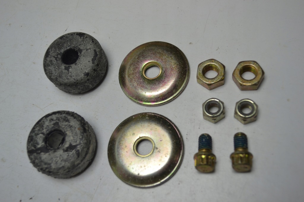 Купити Mercedes w123 w126 гумки + болти амортизатора перед